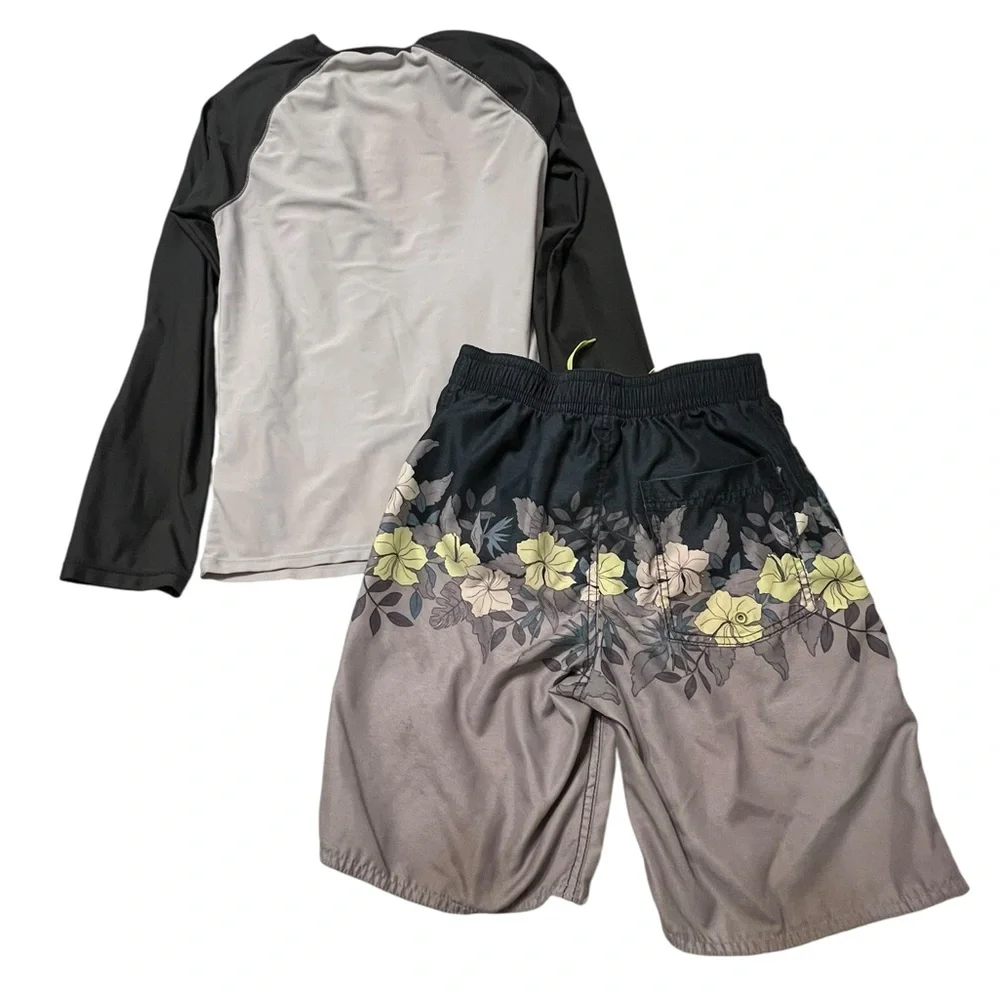 Boys Old Navy Rashguard & Swim Trunks XL Gray Black Floral